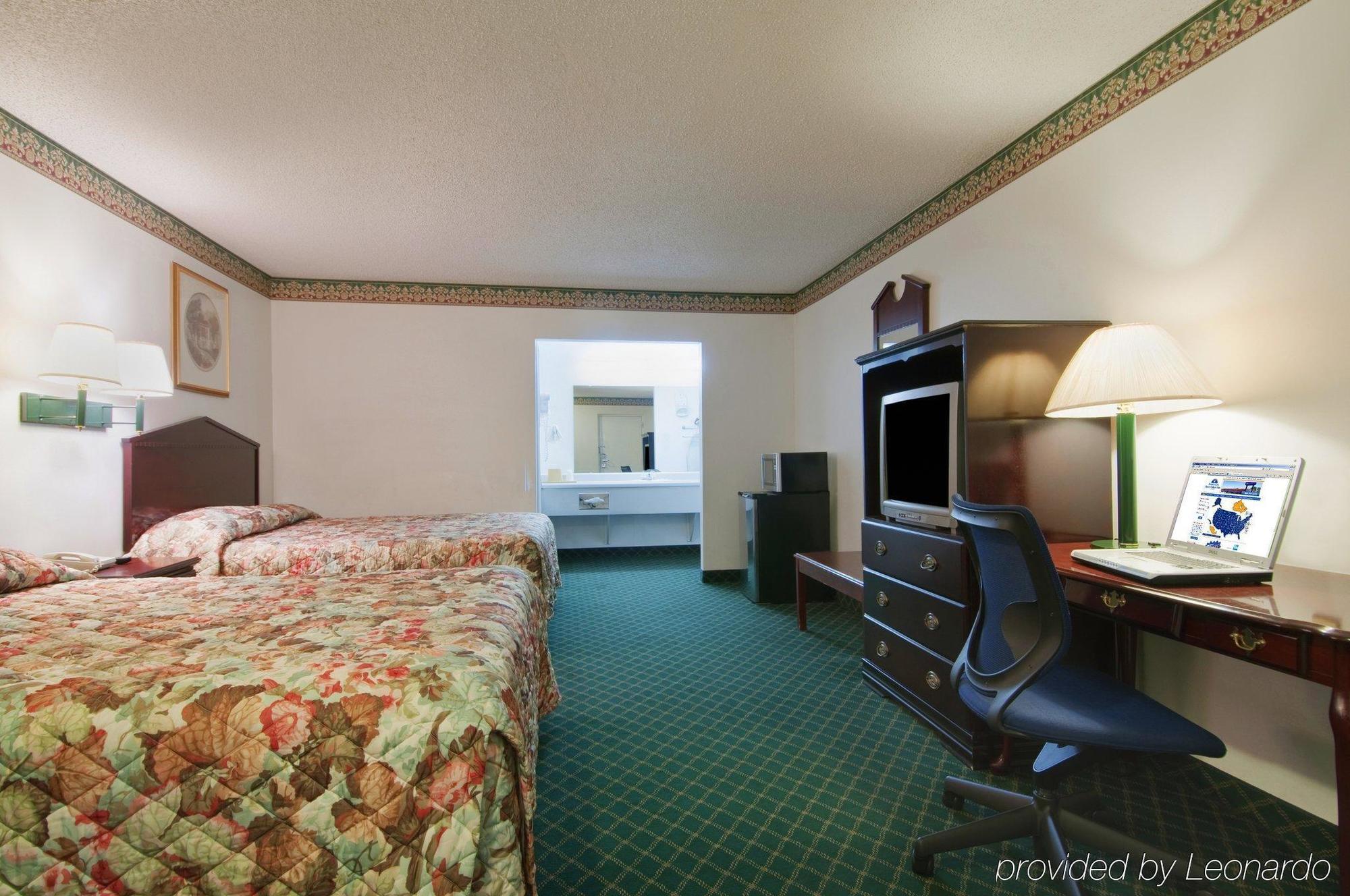 Five Star Inn Берлесон Номер фото